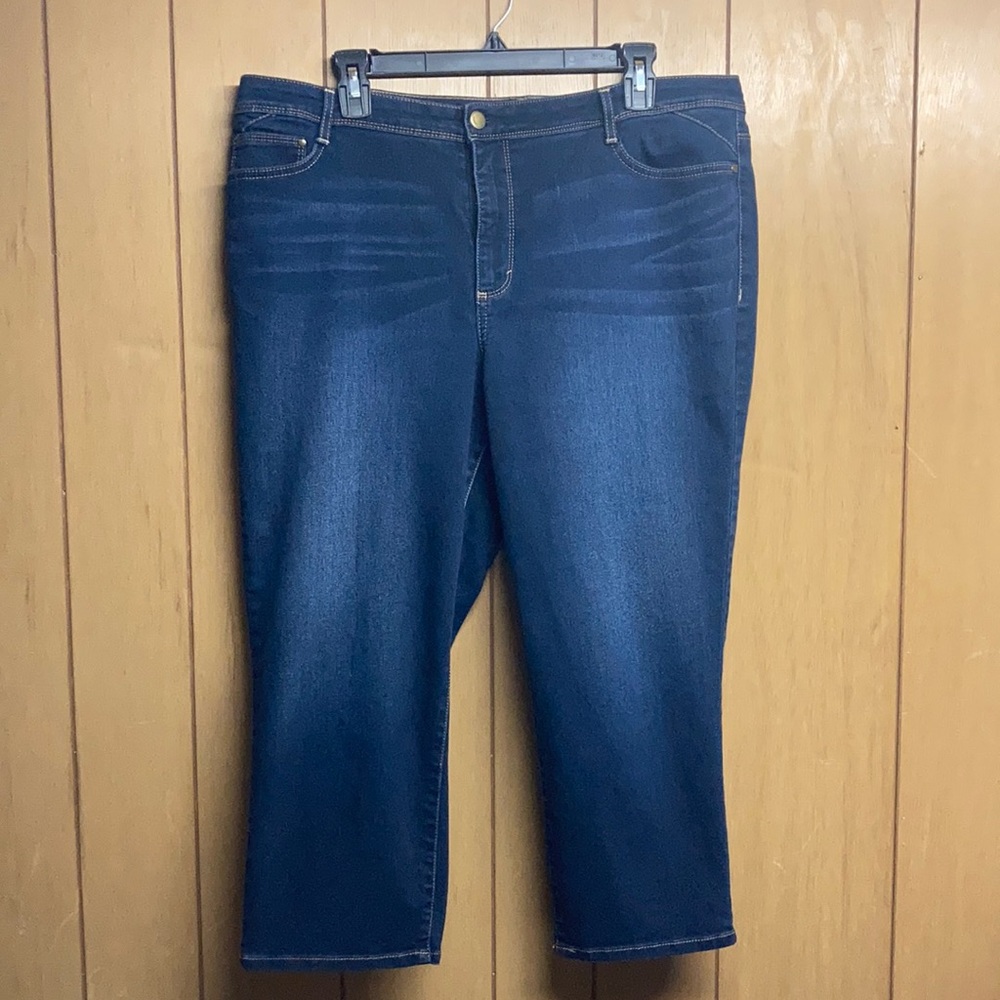 Bandolino Denim Capri